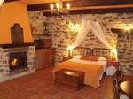 Suite de piedra con chimenea